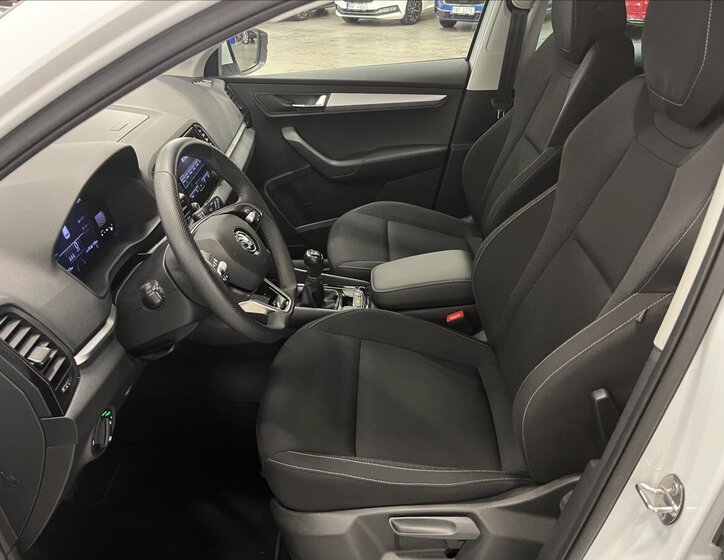 Škoda Karoq SUV / Terénní 1,5 l 110 kw