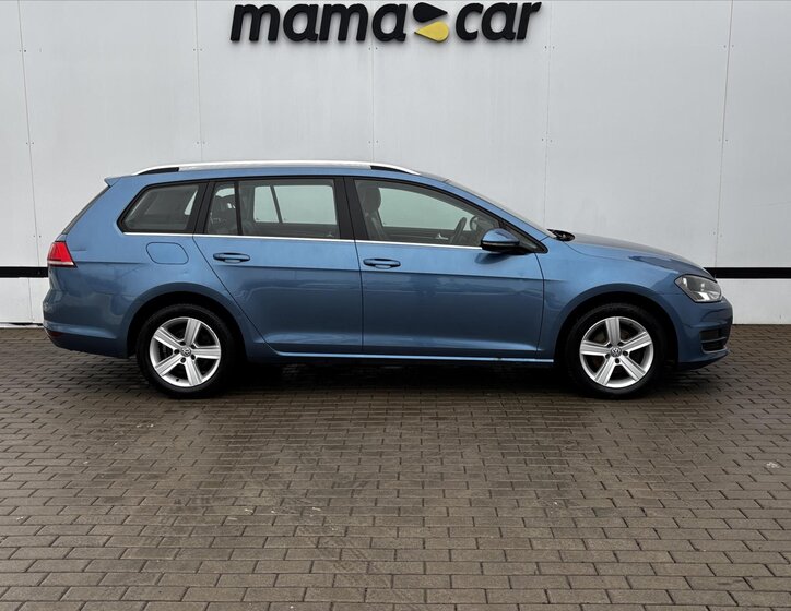 Volkswagen Golf Kombi 1,6 l 77 kw