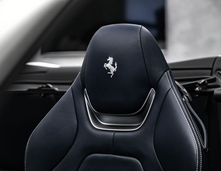 Ferrari Portofino 26