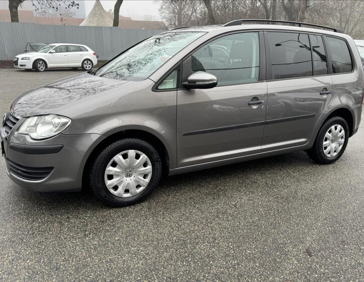 Volkswagen Touran MPV 1,9 l 77 kw