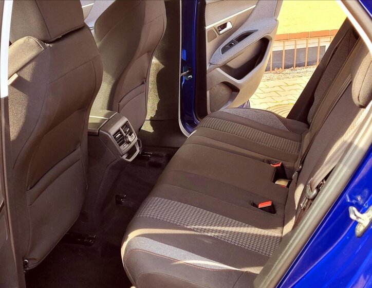 Peugeot 3008 SUV / Terénní 1,5 l 96 kw