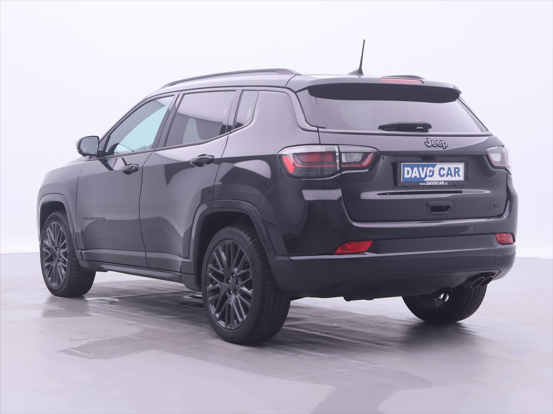 Jeep Compass SUV 1,3 l 110 kw