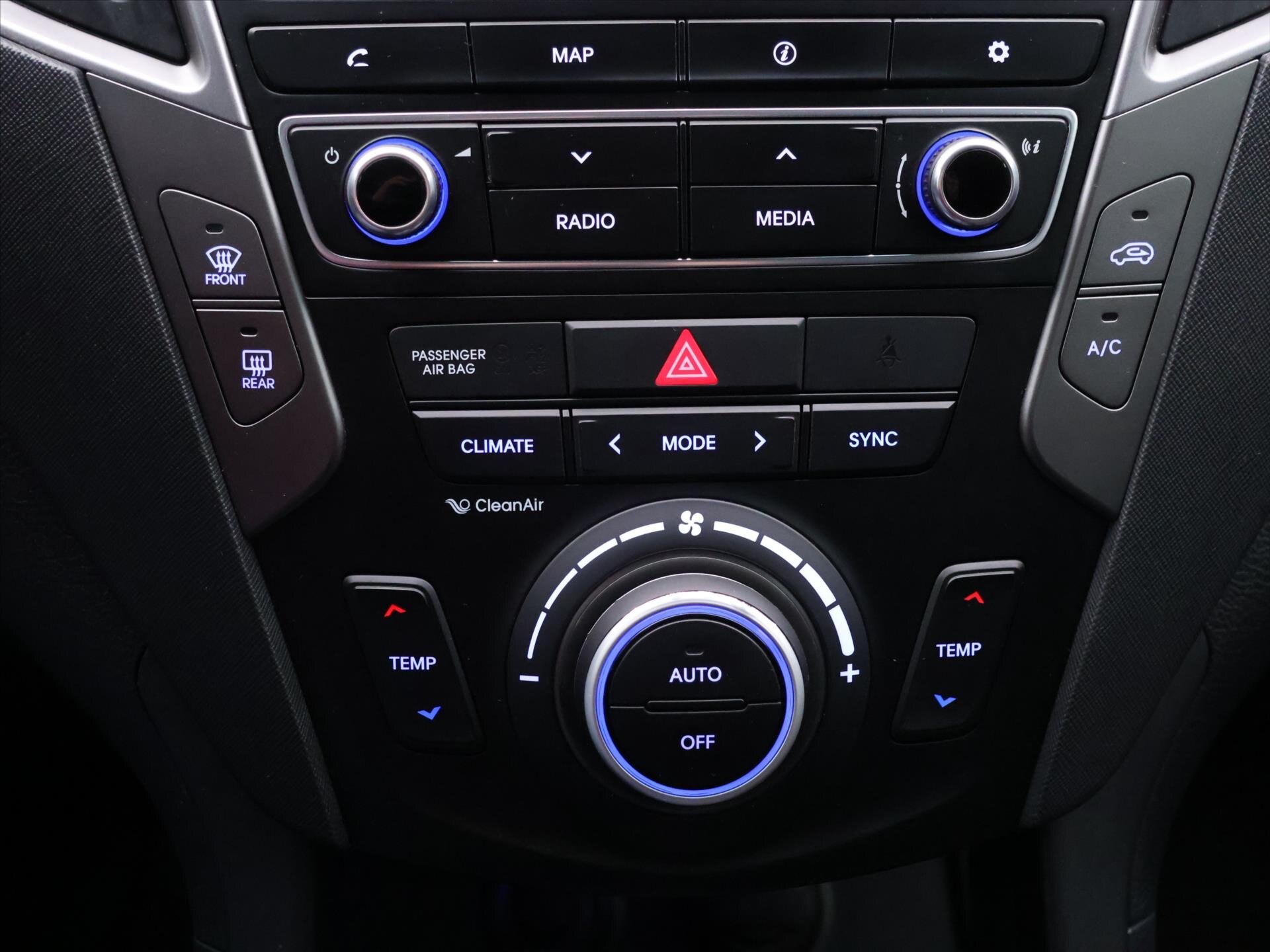 Hyundai Santa Fe SUV / Terénní 2,2 l 147 kw