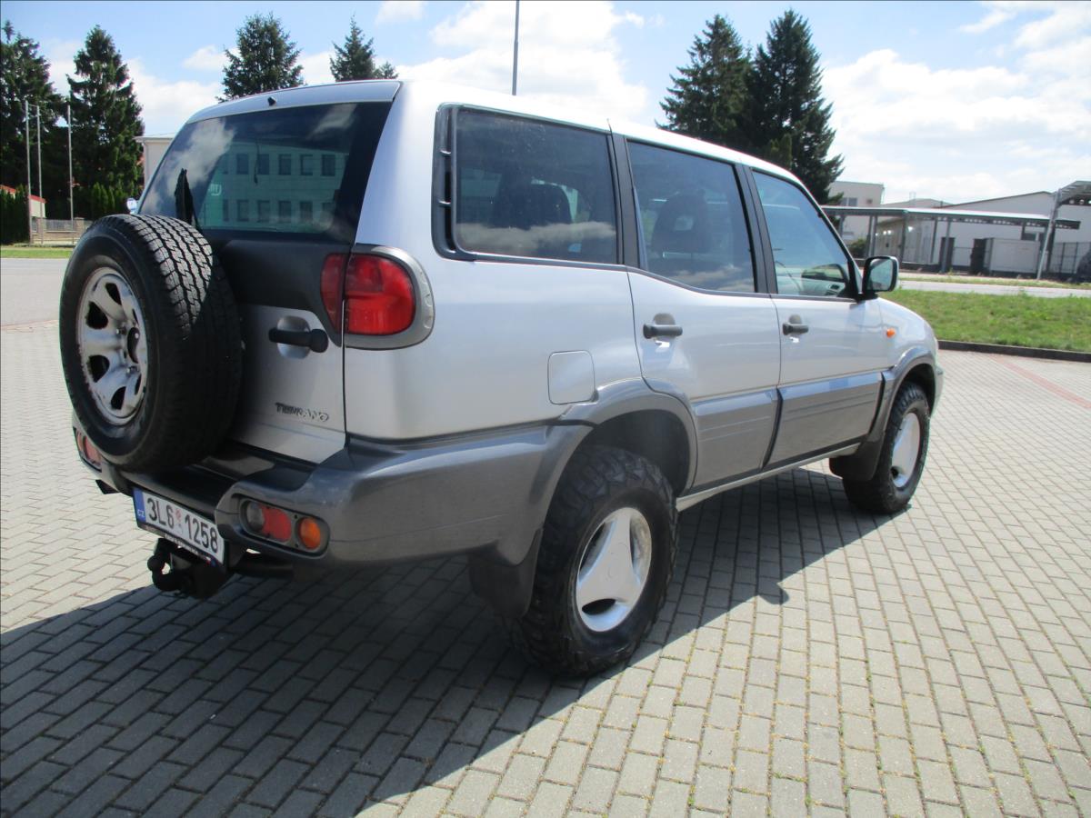 Nissan Terrano