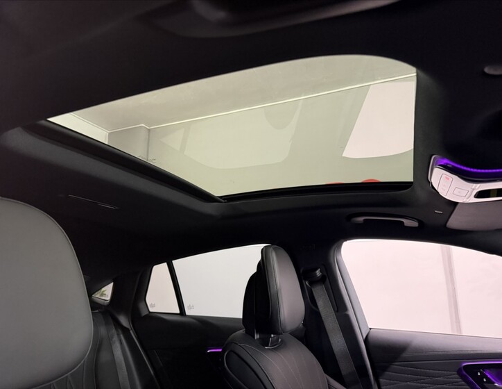 Mercedes-Benz GLC 29