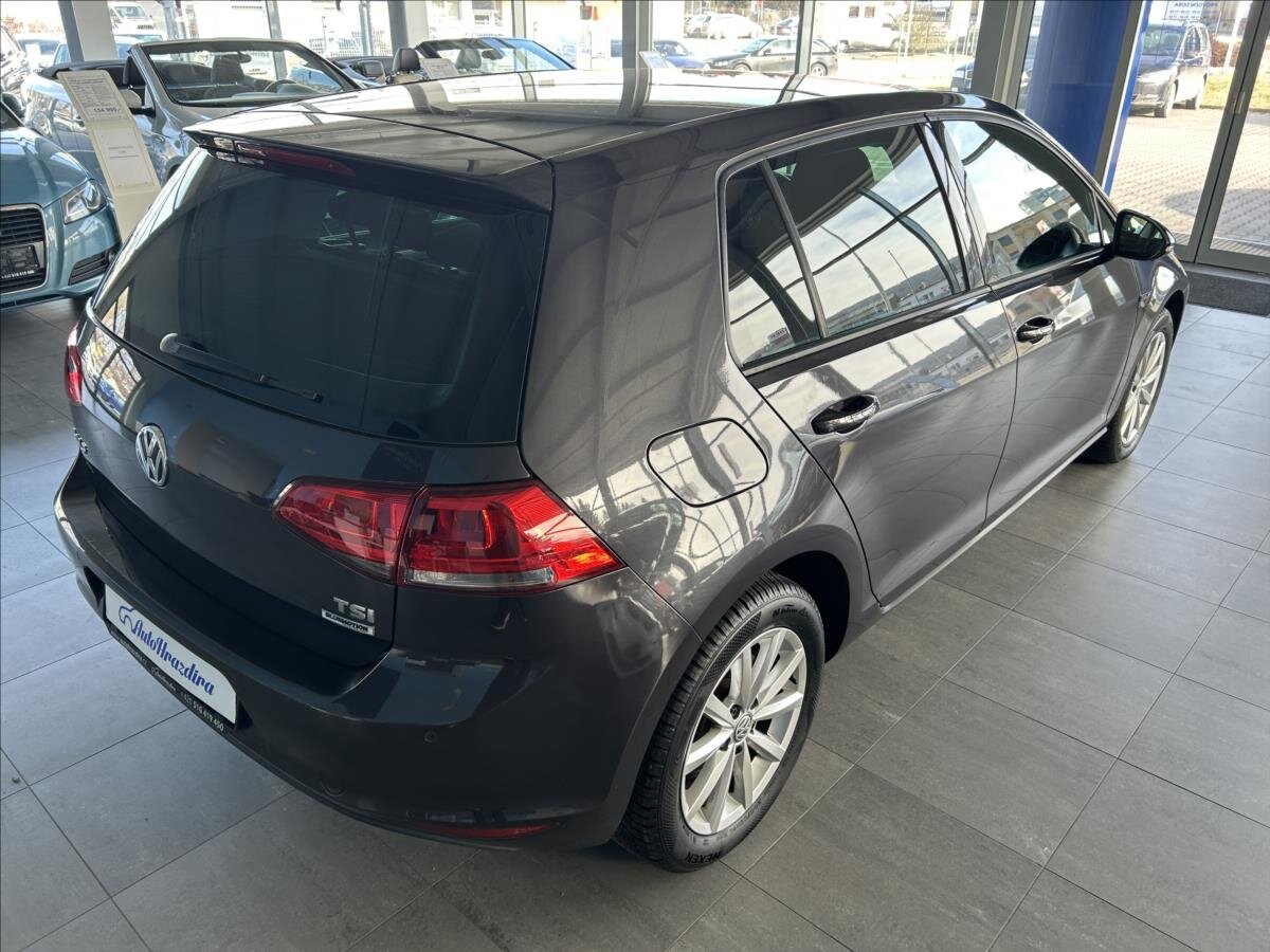Volkswagen Golf Hatchback 1,2 l 81 kw