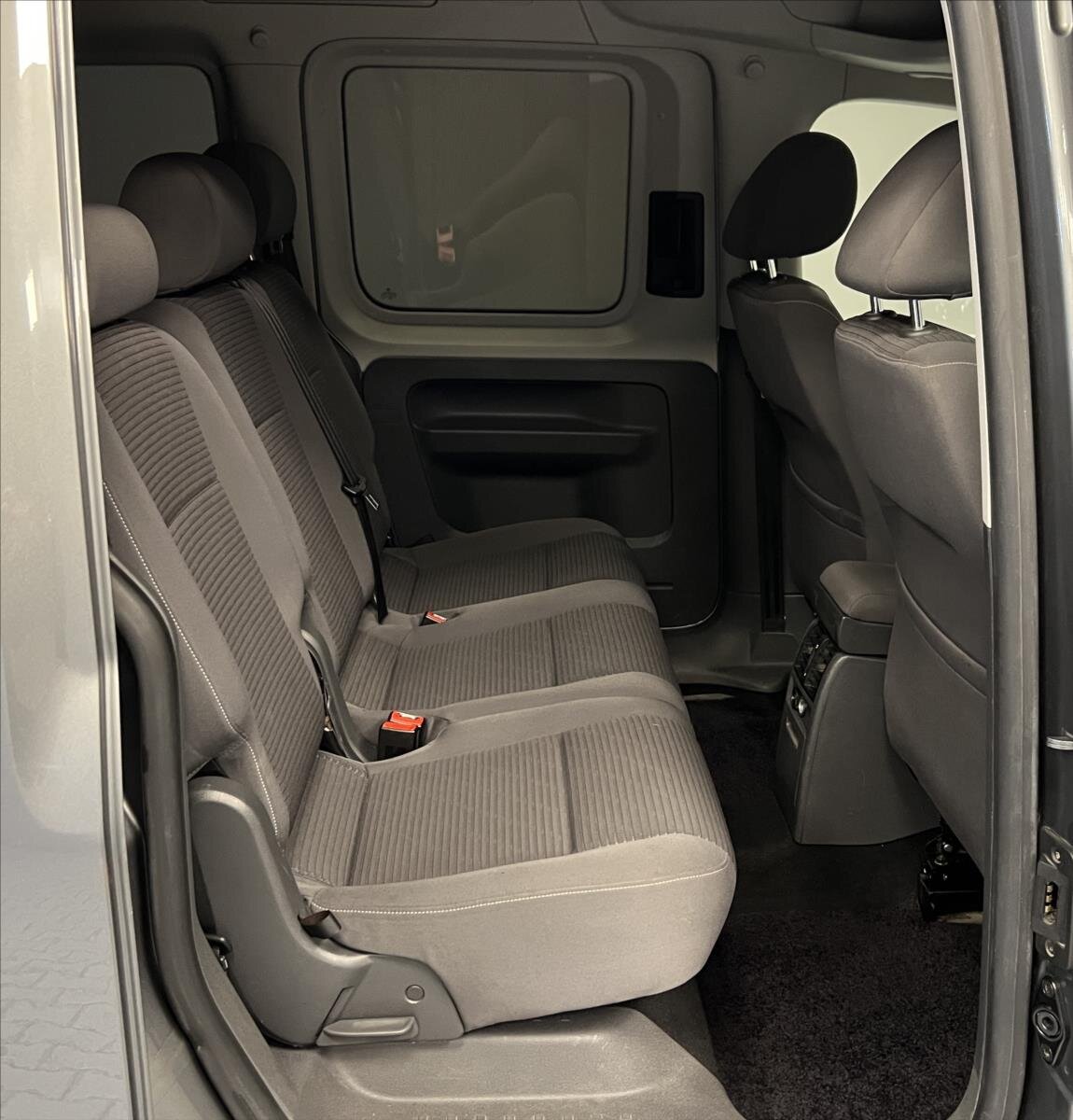 Volkswagen Caddy Kombi 1,6 l 75 kw