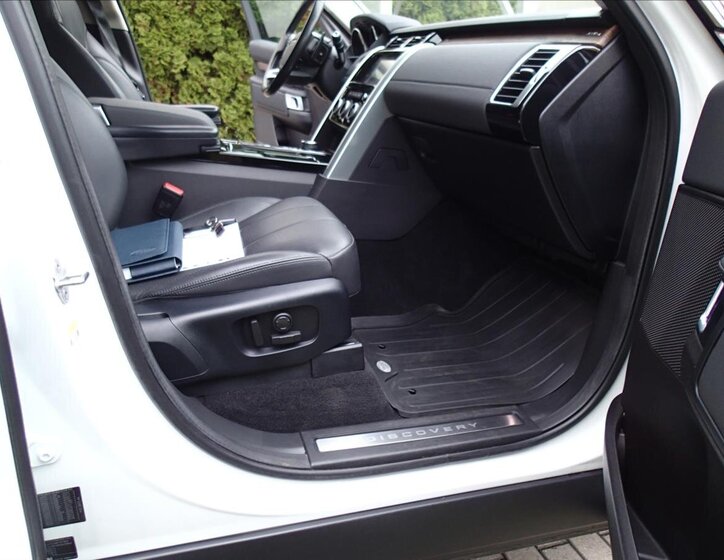Land Rover Discovery SUV / Terénní 2,0 l 132 kw