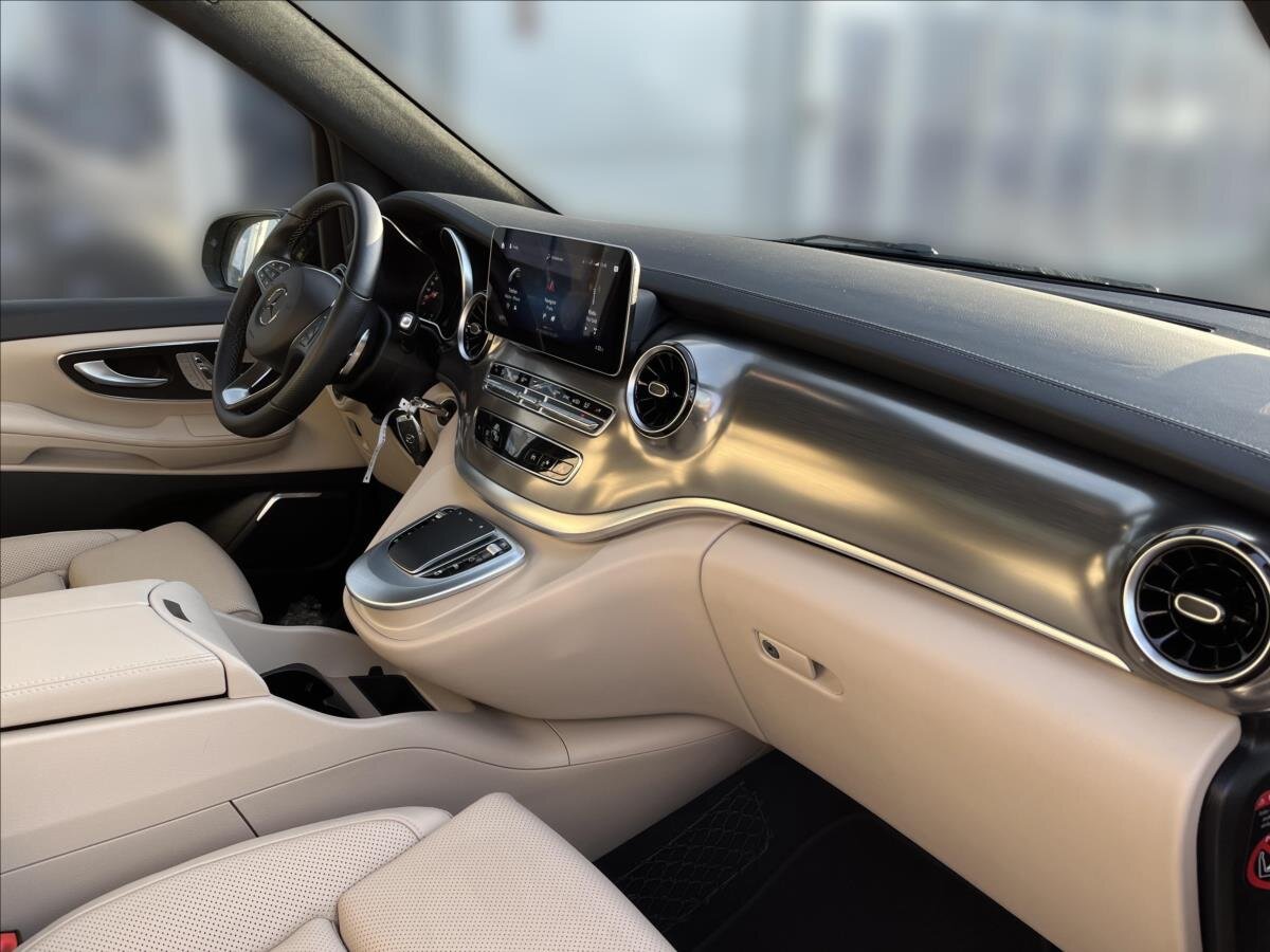 Mercedes-Benz Třídy V MPV 2,0 l 174 kw