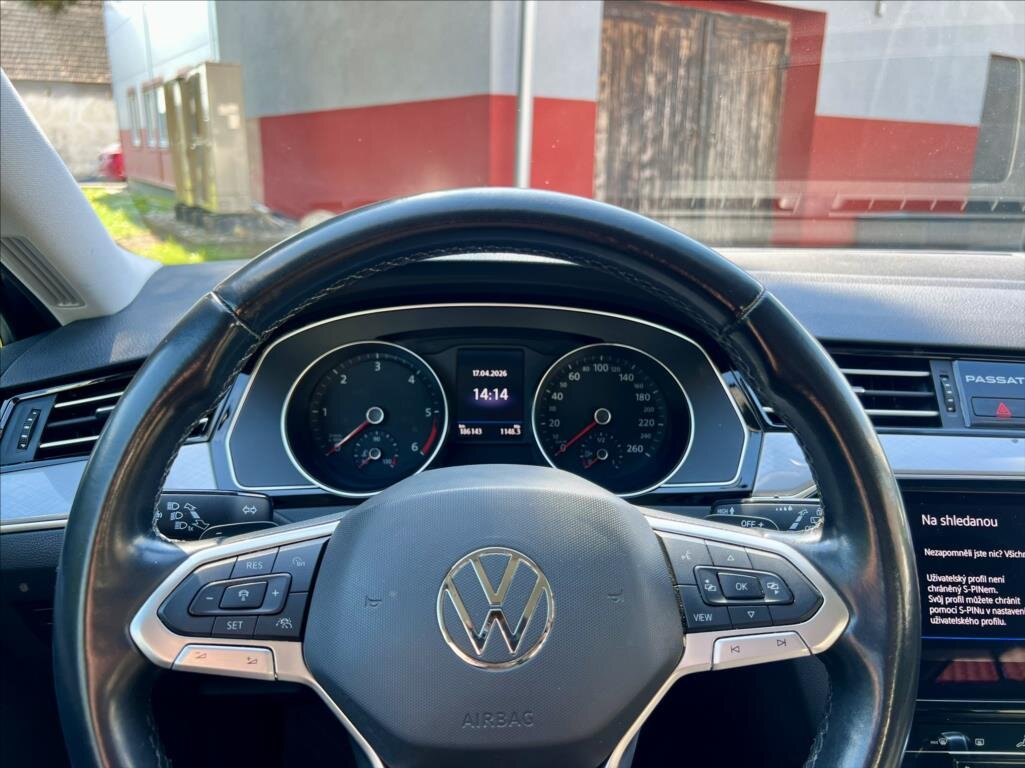 Volkswagen Passat Kombi 2,0 l 110 kw