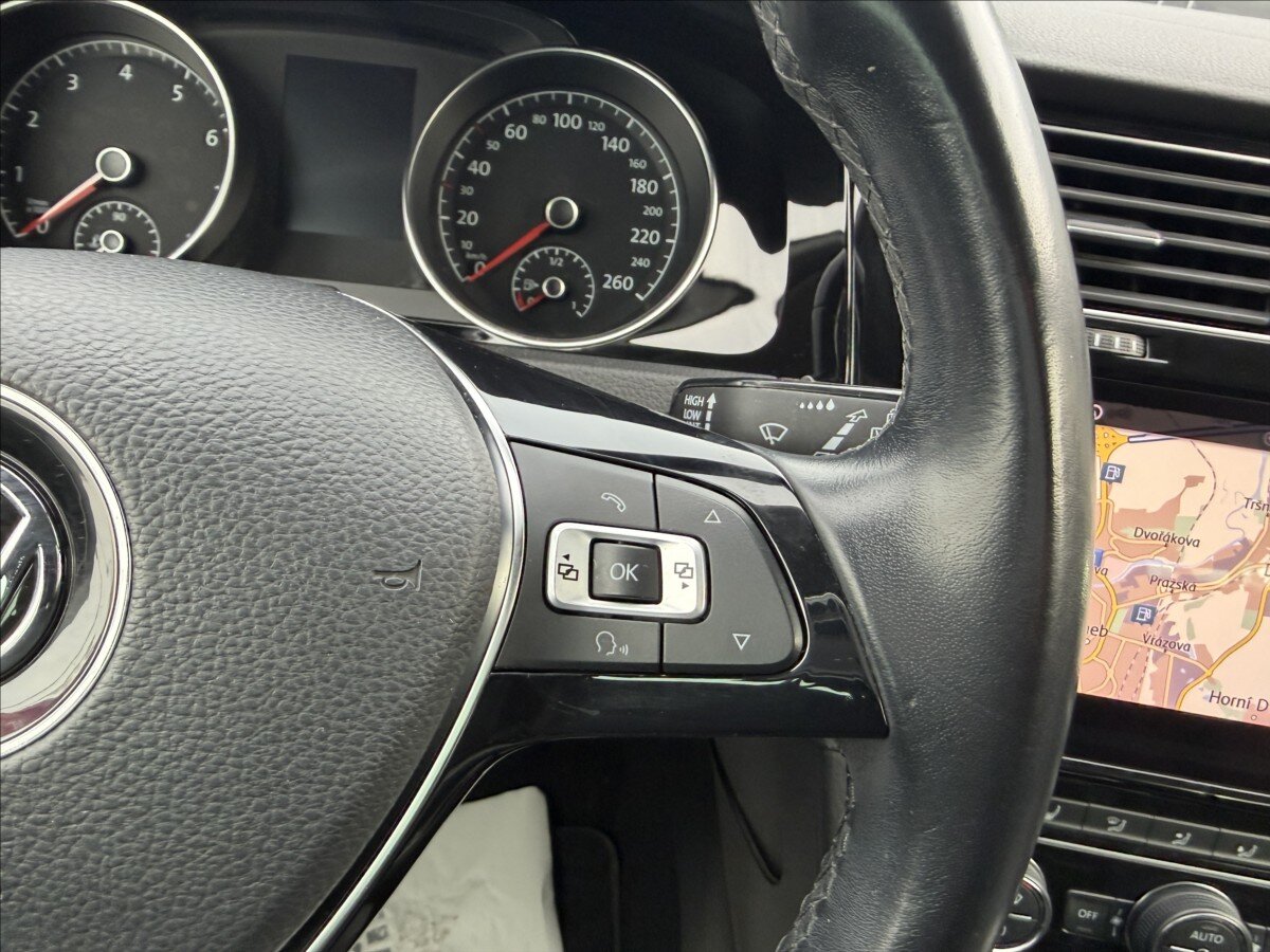 Volkswagen Golf Kombi 999,0 81 kw