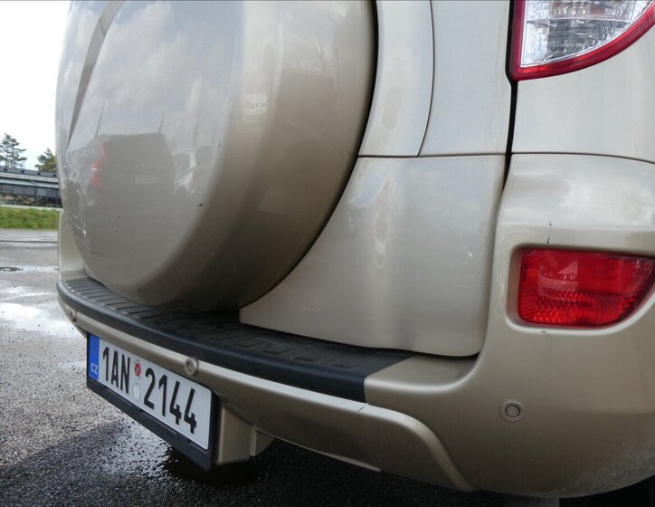 Toyota RAV4 SUV / Terénní 2,2 l 110 kw
