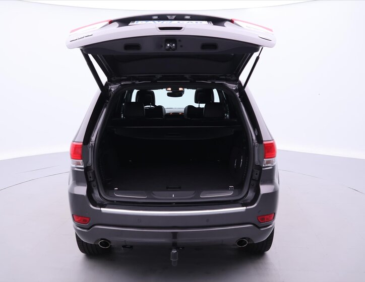 Jeep Grand Cherokee 9