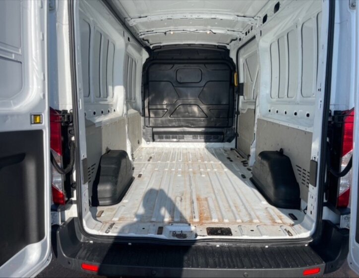 Ford Transit Skříň 2,0 l 77 kw