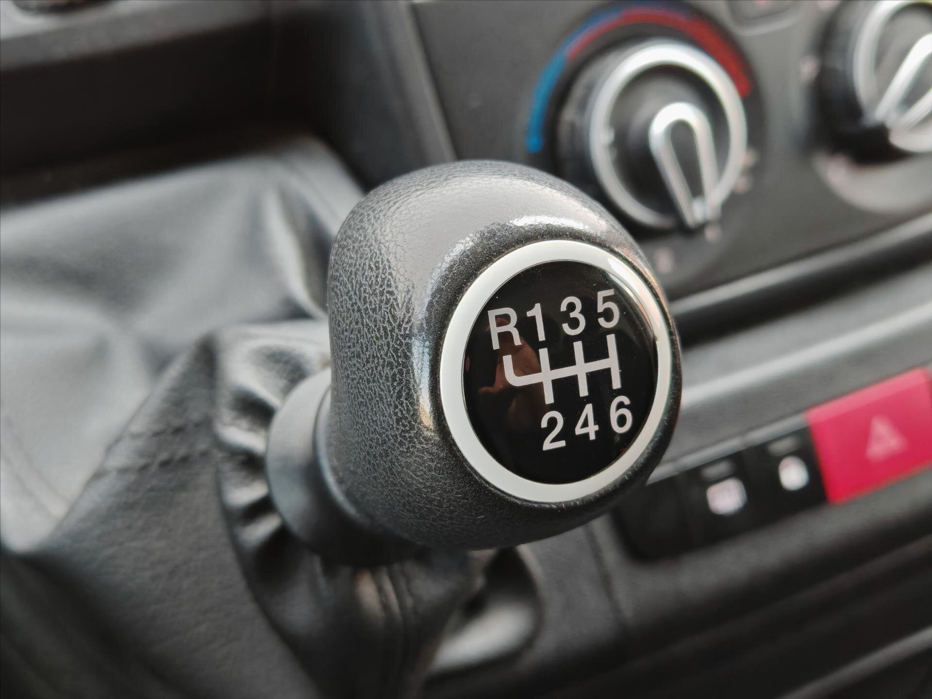 Peugeot Boxer Skříň 2,2 l 121 kw