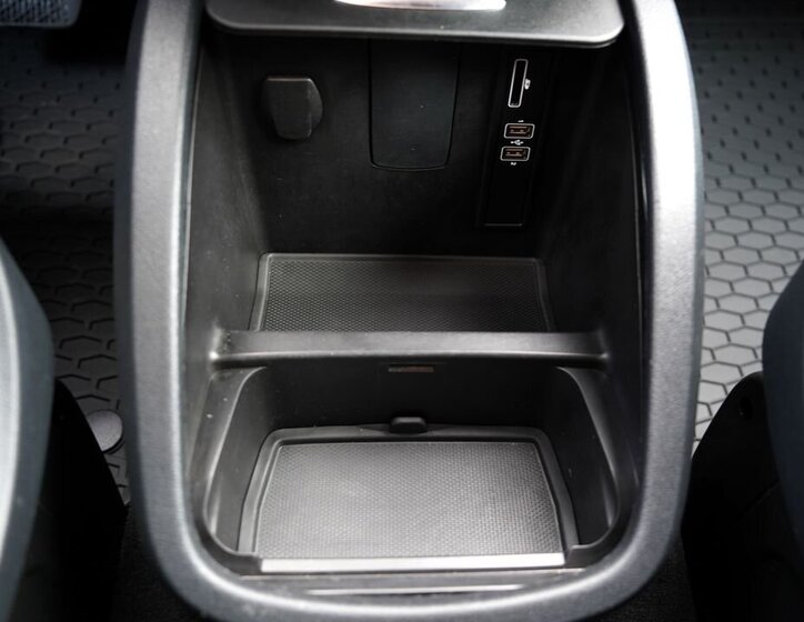 Mercedes-Benz Třídy V MPV 2,0 l 176 kw