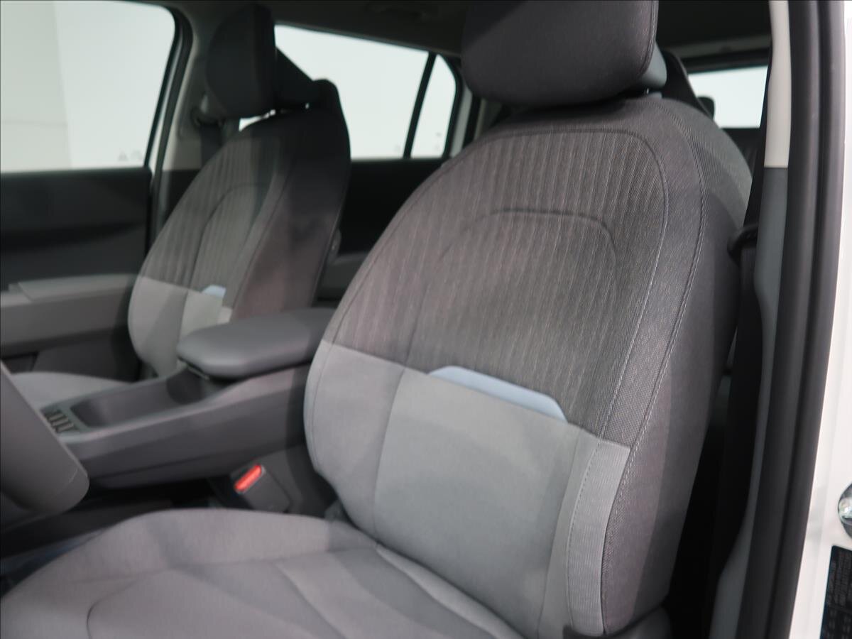 KIA EV3 SUV / Terénní 0,0 150 kw