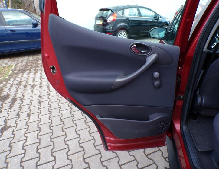 Mercedes-Benz Třídy A Kombi 1,6 l 60 kw