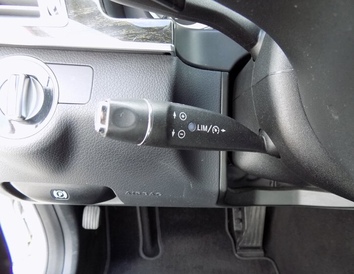 Mercedes-Benz Třídy E Sedan / Limuzína 2,1 l 125 kw