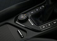 Volkswagen Tiguan SUV 2,0 l 235 kw