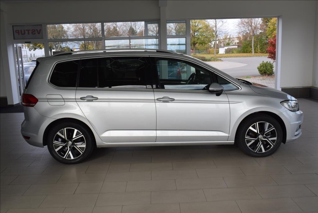 Volkswagen Touran Kombi 2,0 l 110 kw