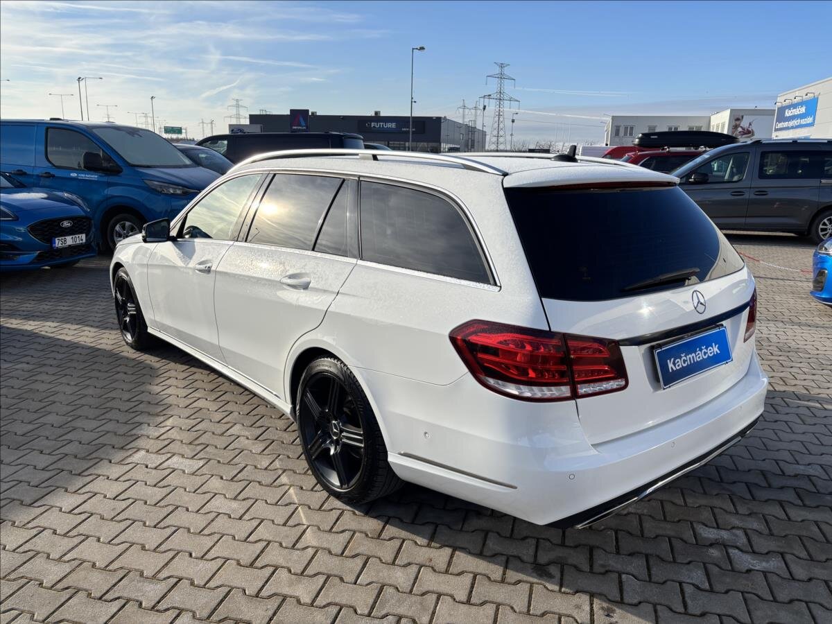Mercedes-Benz Třídy E Kombi 2,1 l 125 kw