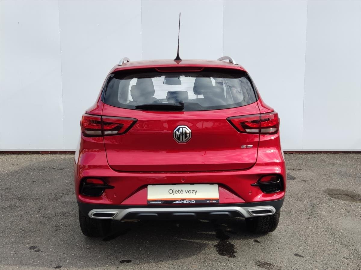 MG ZS SUV / Terénní 1,5 l 78 kw