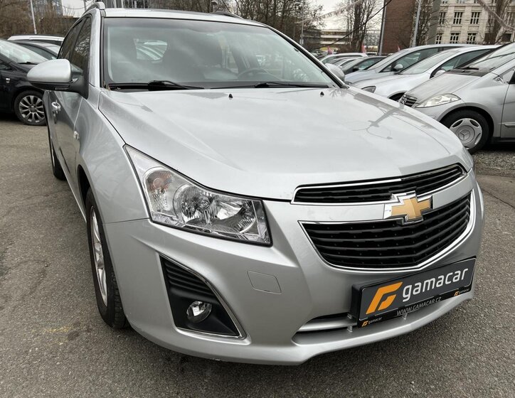 Chevrolet Cruze 24