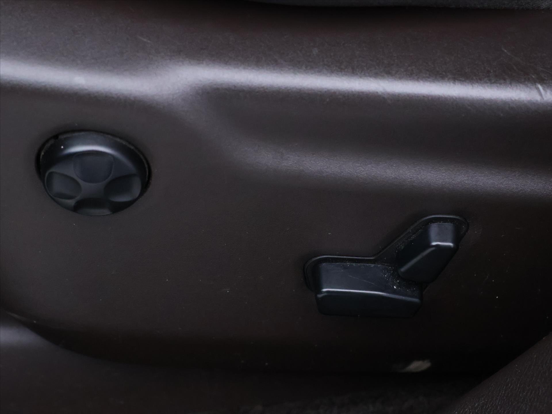 Jeep Grand Cherokee SUV / Terénní 3,0 l 184 kw