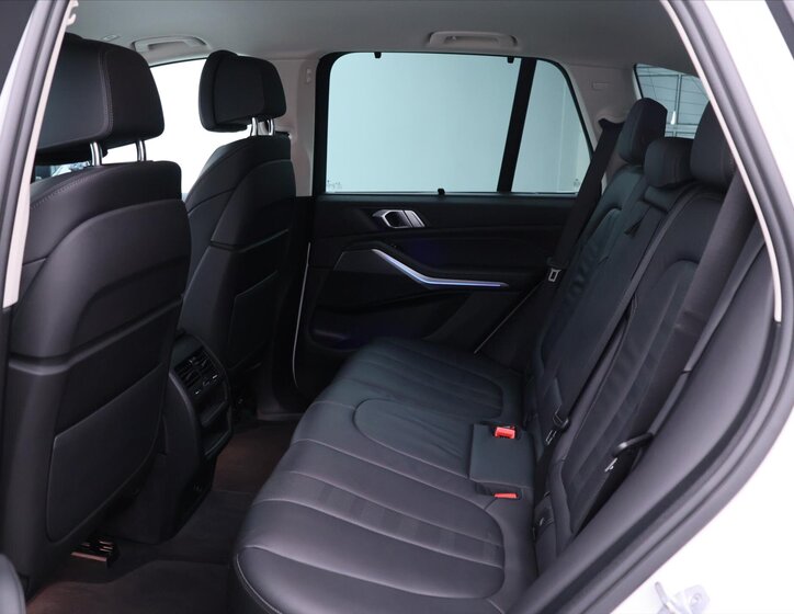 BMW X5 SUV / Terénní 3,0 l 245 kw