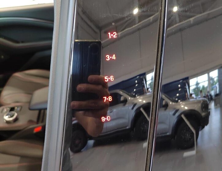 Ford Mustang Mach-E SUV 0,0 198 kw