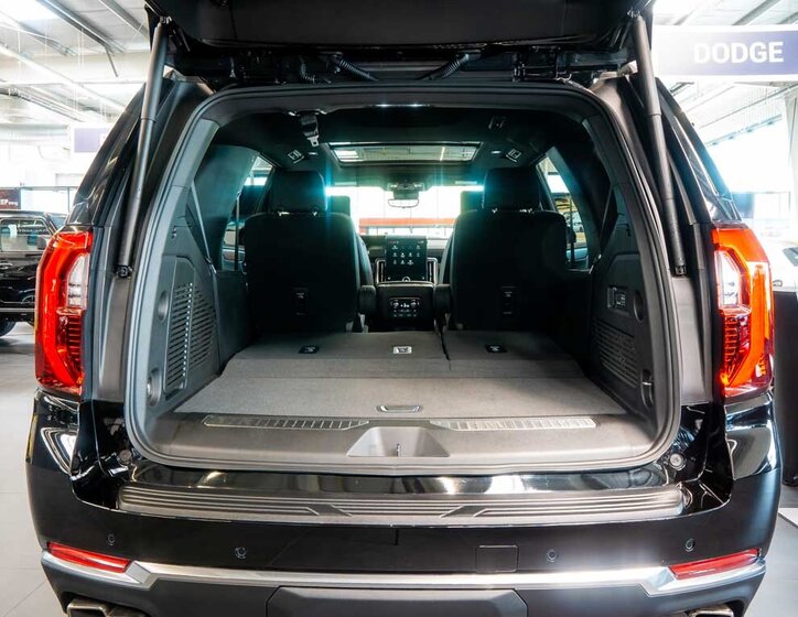 GMC Yukon SUV 6,2 l 313 kw