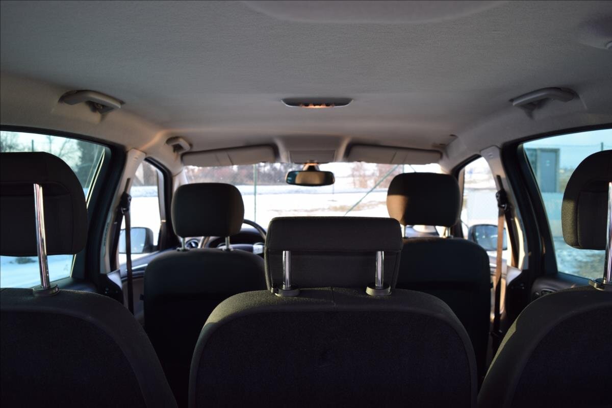 Ford S-MAX MPV 2,0 l 107 kw