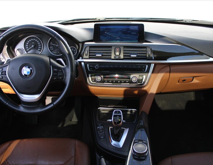 BMW Řada 3 Kombi 2,0 l 135 kw