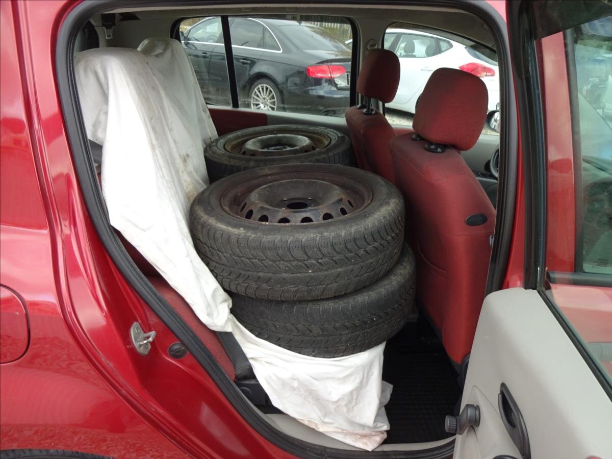 Renault Modus Kombi 1,1 l 55 kw