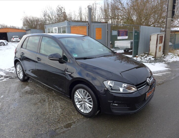 Volkswagen Golf Hatchback 1,2 l 81 kw