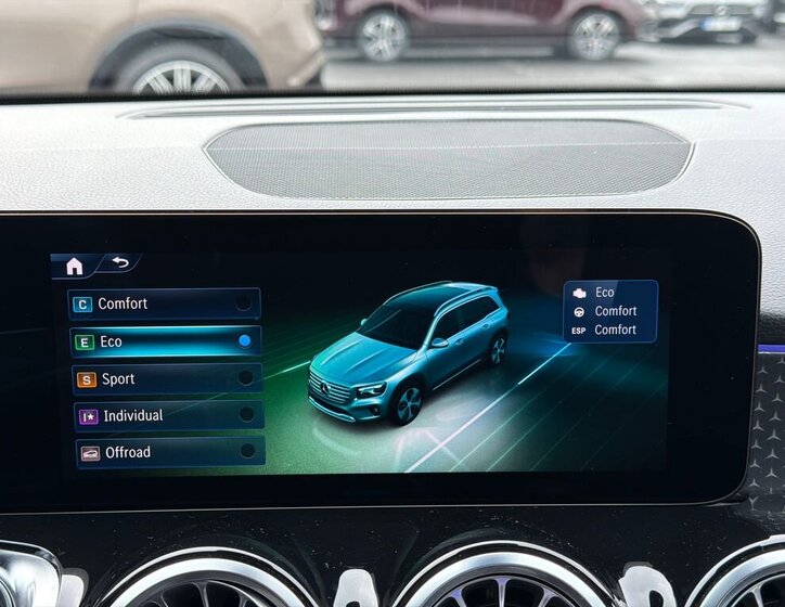 Mercedes-Benz GLB SUV / Terénní 2,0 l 110 kw