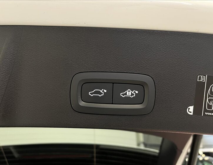 Volvo XC40 SUV 1,5 l 120 kw