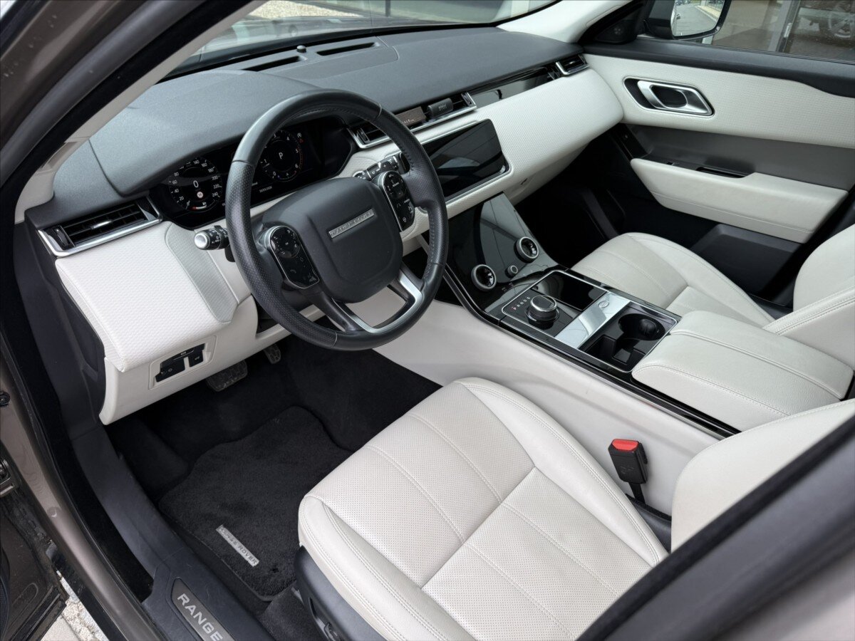 Land Rover Range Rover Velar SUV / Terénní 2,0 l 177 kw