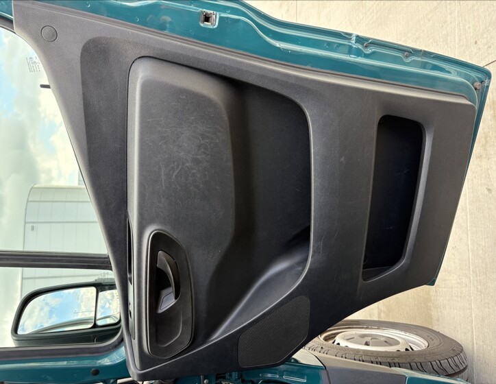 Mercedes-Benz Sprinter 14