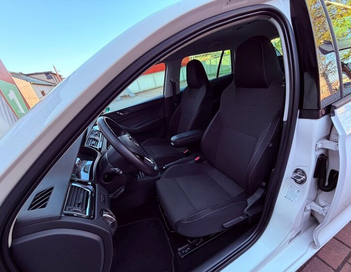 Škoda Rapid Hatchback 1,4 l 90 kw