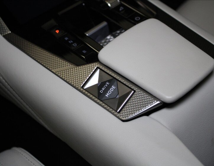 DS Automobiles DS4 22