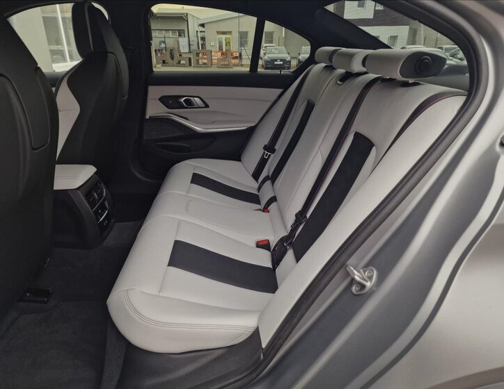 BMW M3 Sedan / Limuzína 3,0 l 390 kw