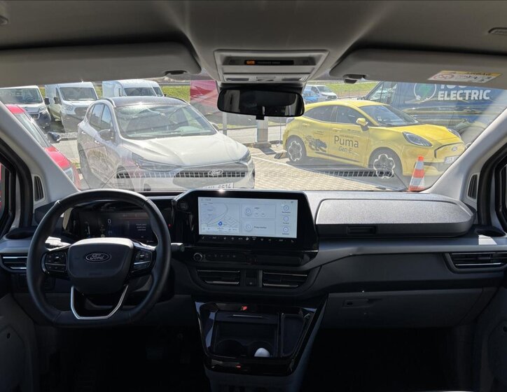 Ford Tourneo Custom Kombi 2,0 l 125 kw