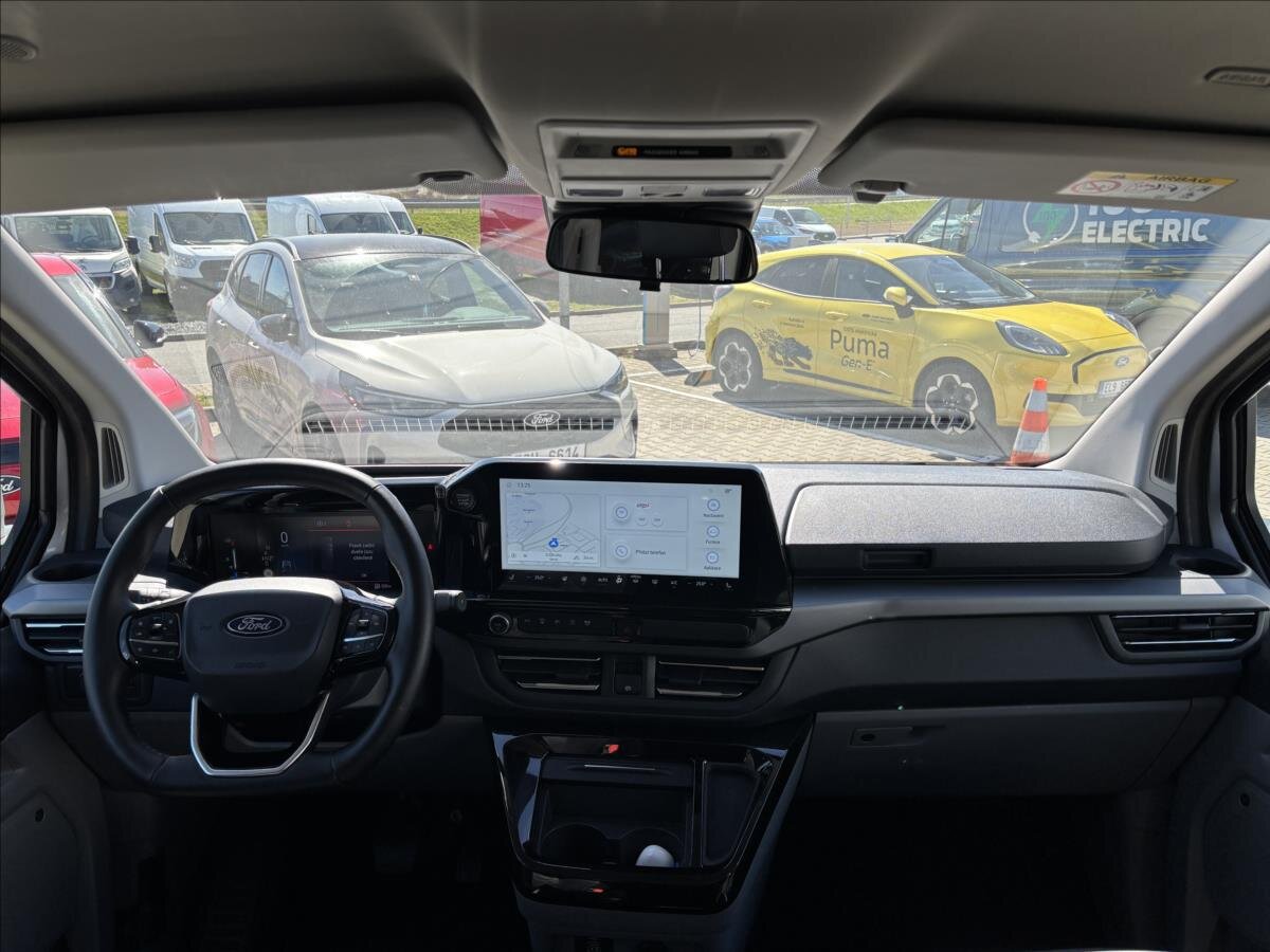 Ford Tourneo Custom Kombi 2,0 l 125 kw