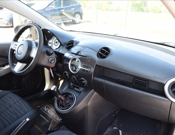 Mazda 2 Hatchback 1,3 l 55 kw