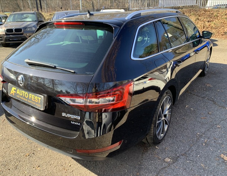 Škoda Superb 5