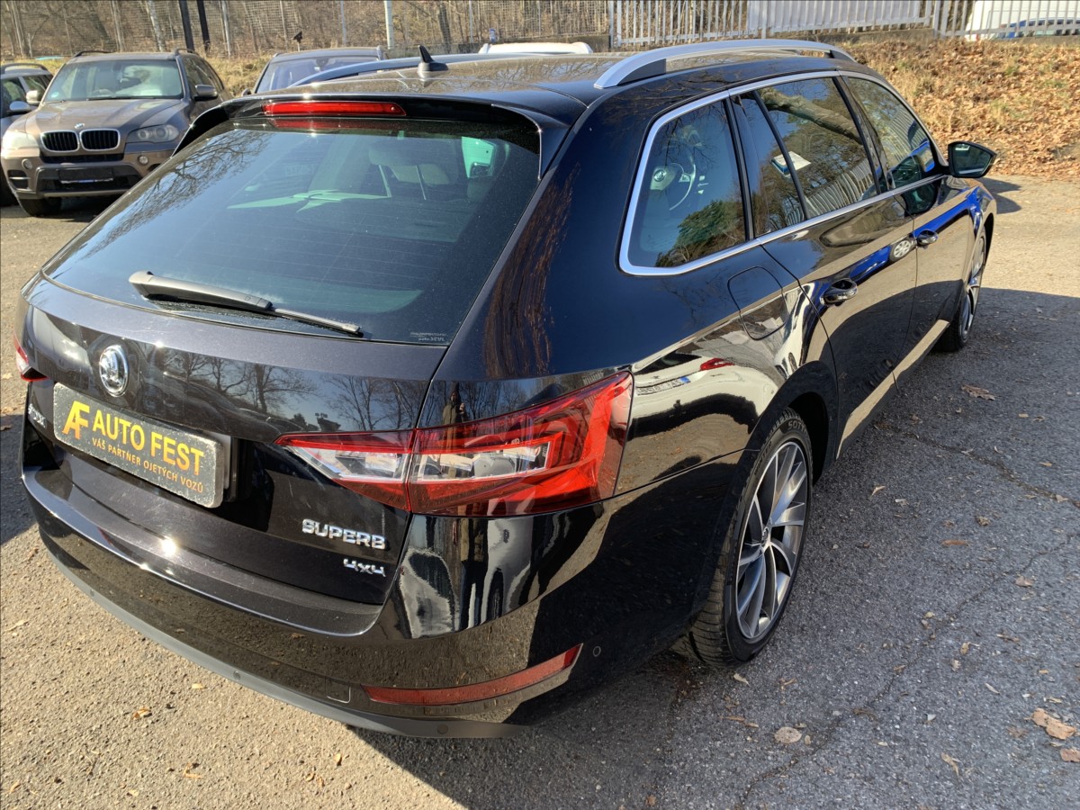 Škoda Superb
