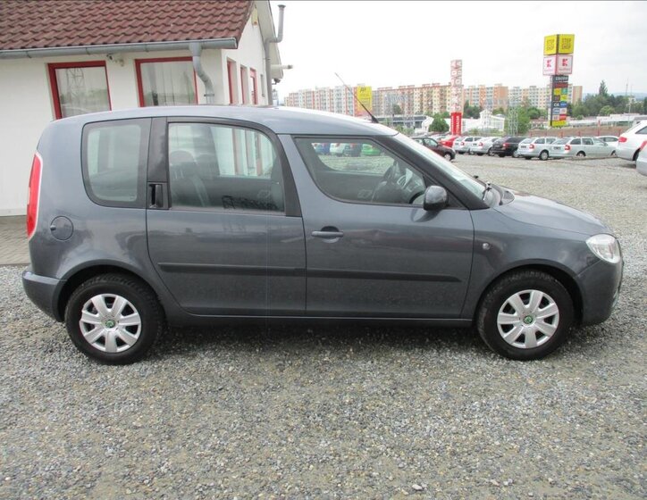 Škoda Roomster Kombi 1,4 l 63 kw
