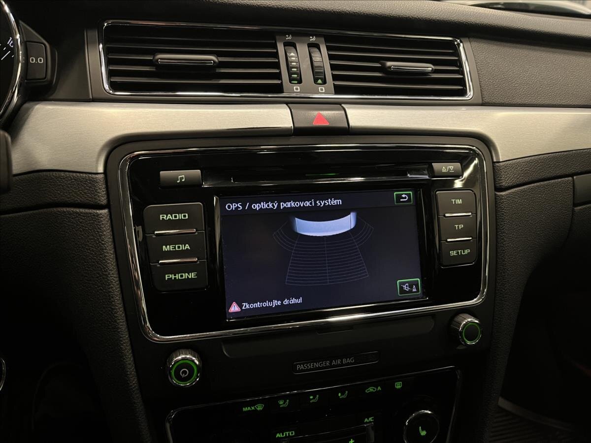 Škoda Superb Liftback 2,0 l 103 kw